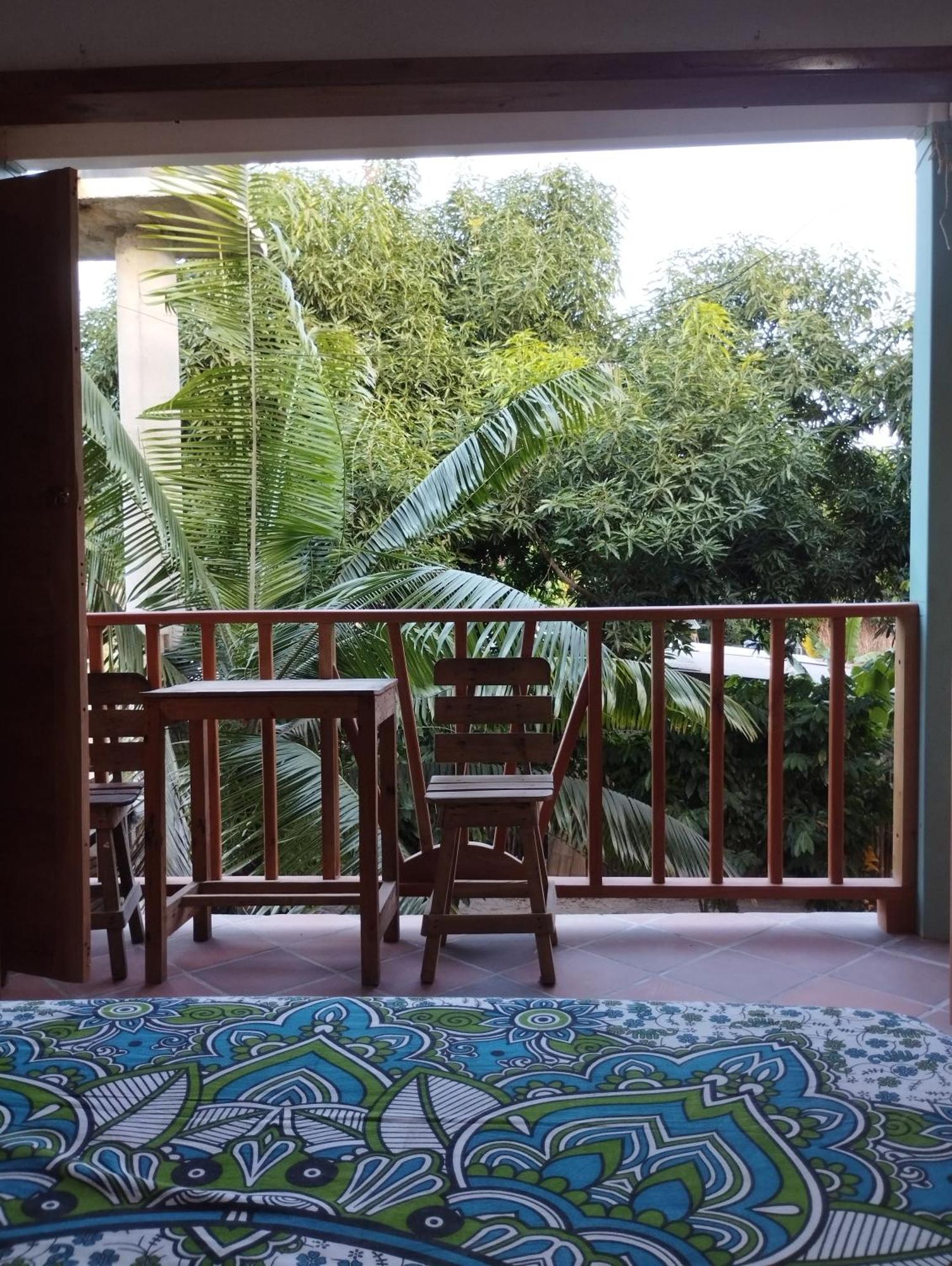 Sistarasta Hotel Palomino Kültér fotó