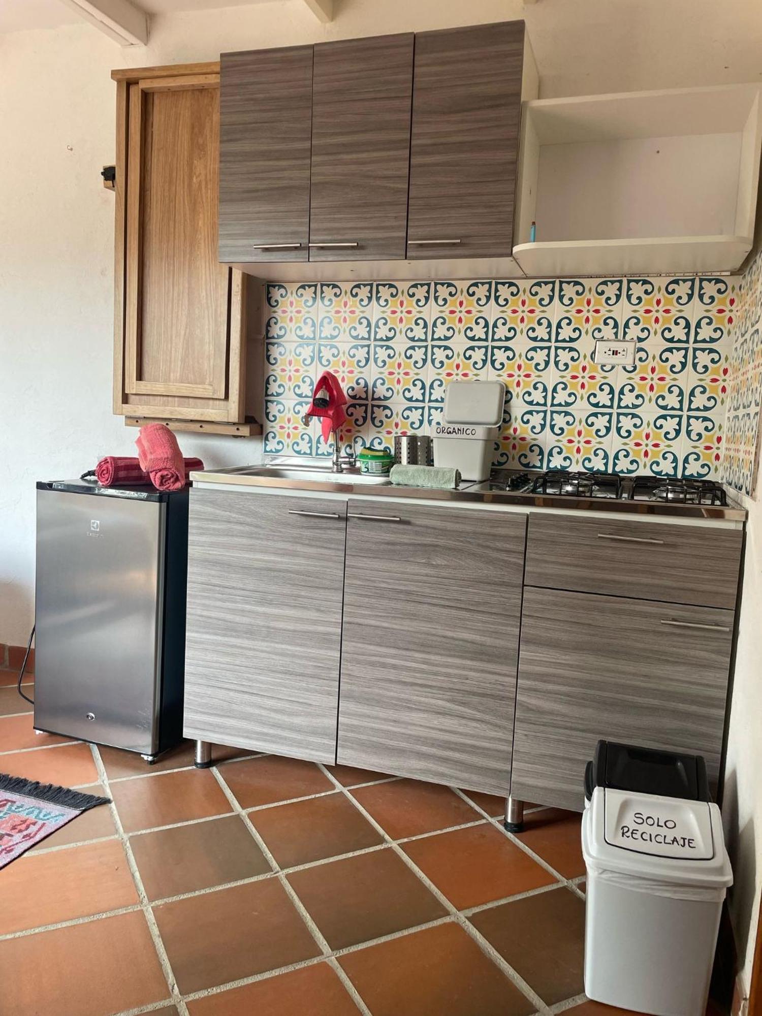 Sistarasta Hotel Palomino Kültér fotó